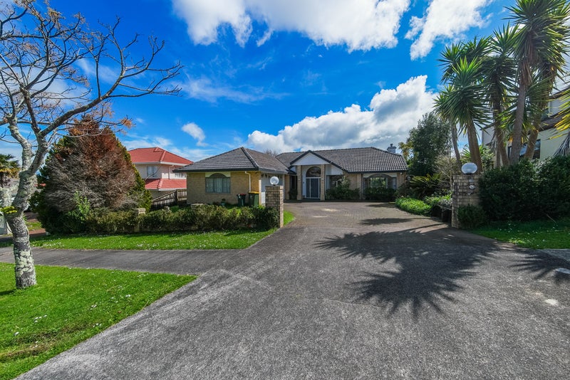 10 Mellick Place, Dannemora, Auckland - Carousel 1