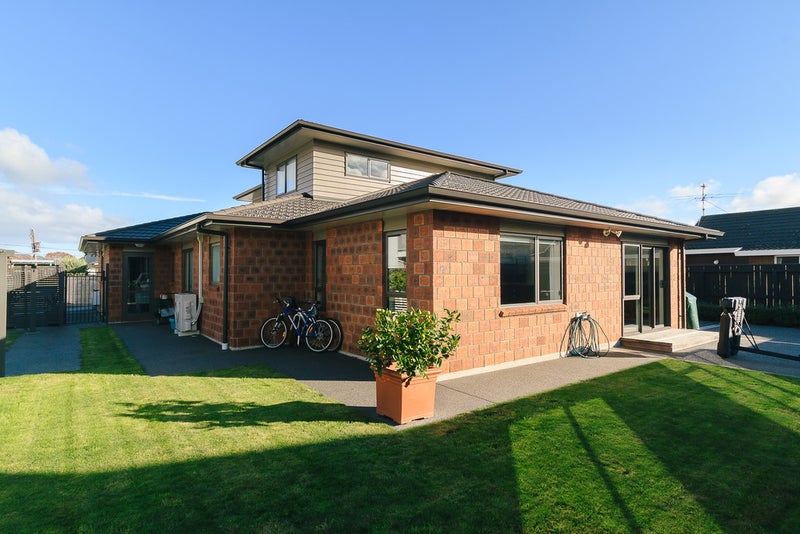 15B Burnton Street, Epuni, Lower Hutt - Carousel 1