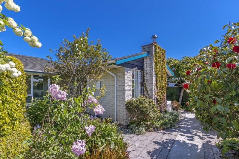 1/144A Fisher Avenue, Beckenham, Christchurch - Carousel 1