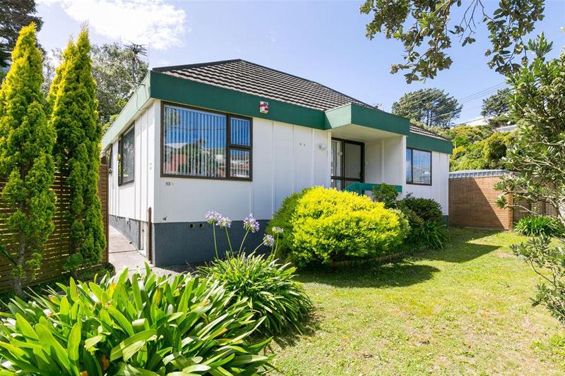 13A Black Rock Road, Newlands, Wellington - Carousel 1