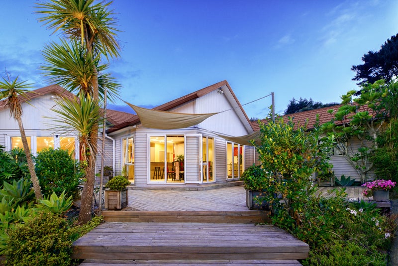 1172 East Coast Road, Albany - Carousel 2