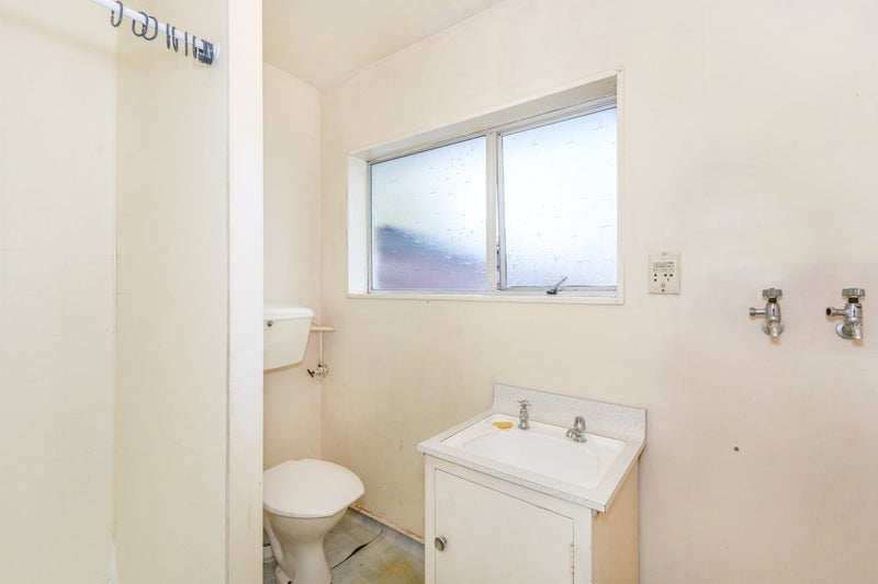 4/137 Olliviers Road, Phillipstown, Christchurch - Carousel 8