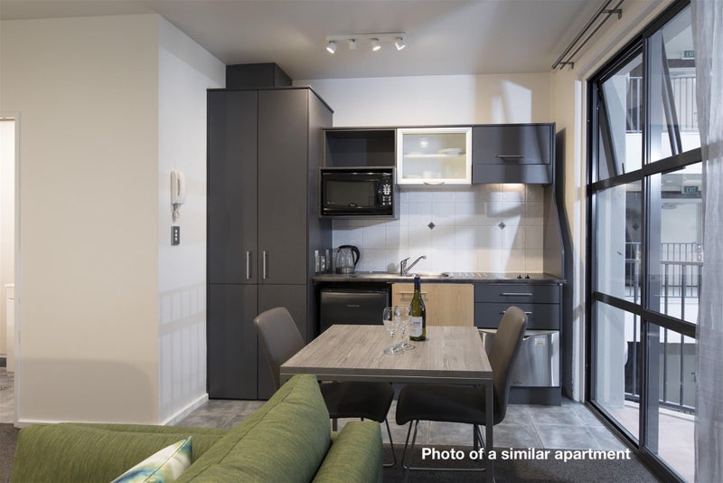 5H/154 The Terrace, Wellington Central, Wellington - Carousel 1