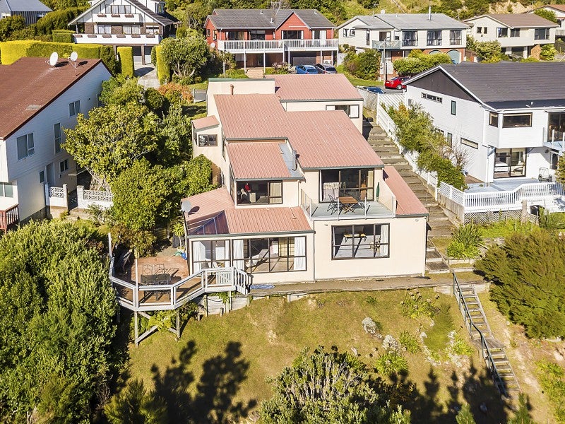 52 Leeward Drive, Whitby, Porirua - Carousel 2
