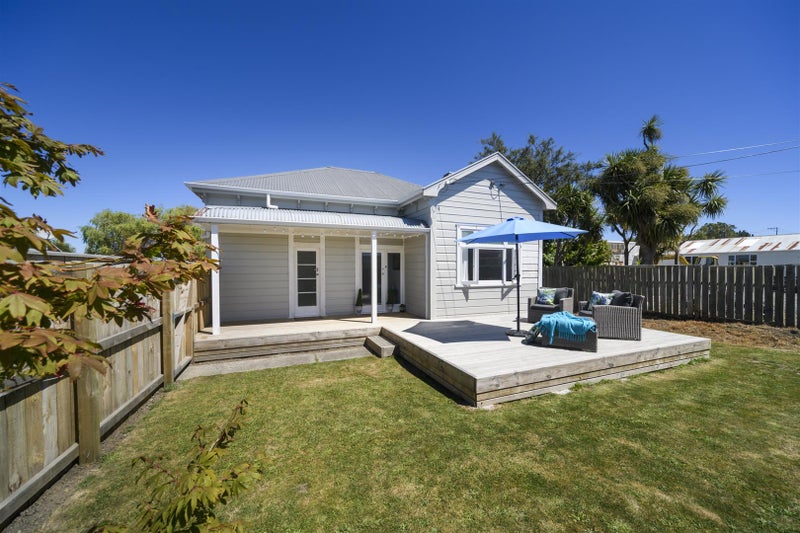 29 Russell Street, Marton - Carousel 1