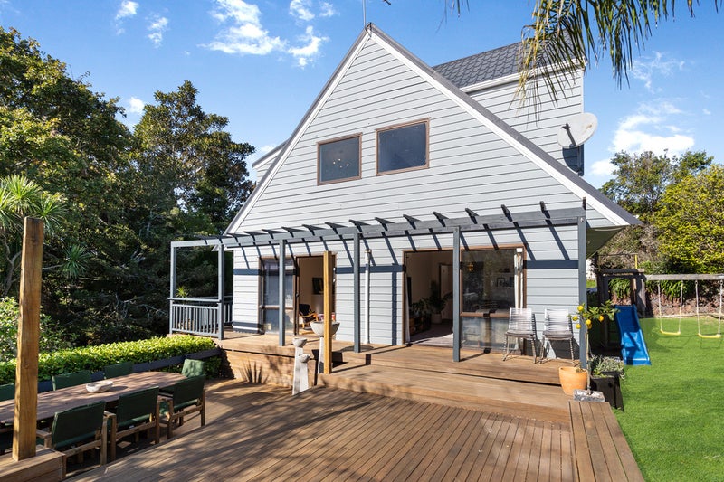 7B Bradbury Road, Botany Downs, Auckland - Carousel 1