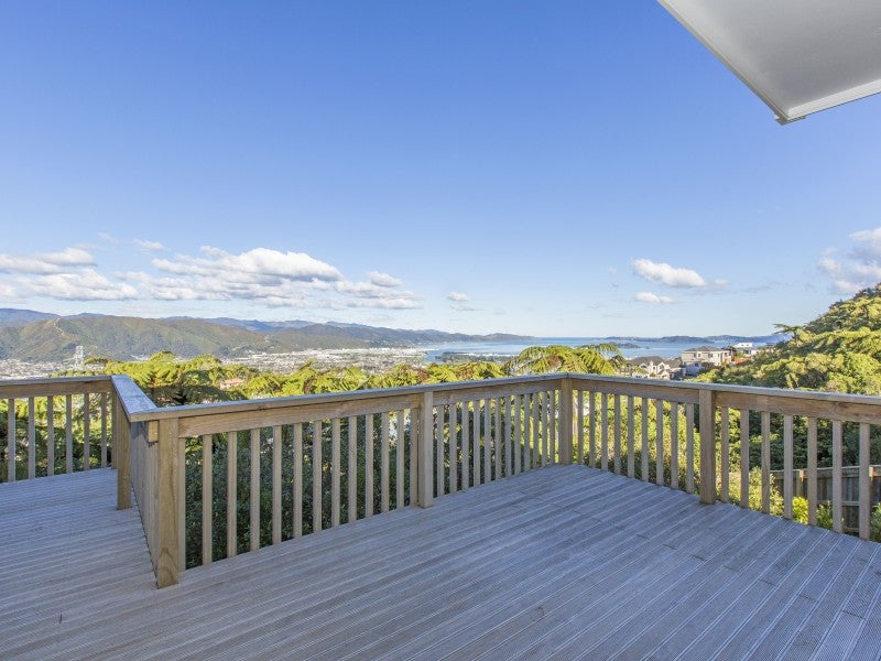42 Arahiwi Grove, Tirohanga, Lower Hutt - Carousel 20
