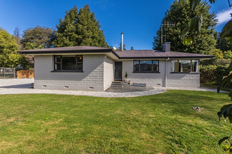 98 Main Road, Luggate, Wānaka - Carousel 2