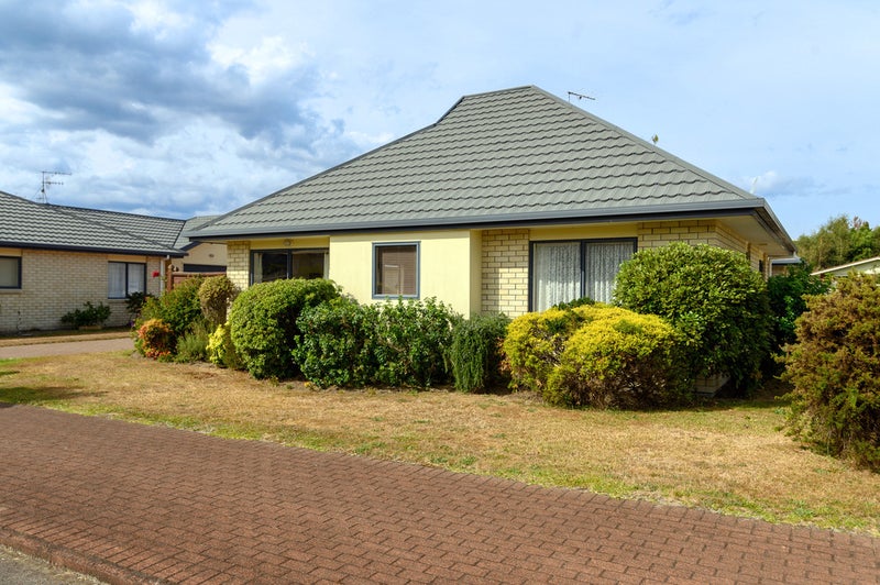 4/66 Kawaha Point Road, Kawaha Point, Rotorua - Carousel 15