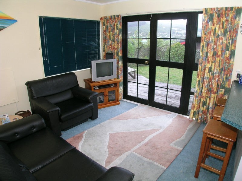 4 Duncan Street, Tawa, Wellington - Carousel 2