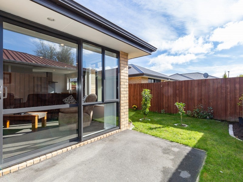 32 Neill Street, Hornby, Christchurch - Carousel 14