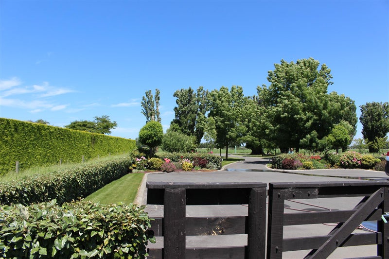 221 Smithfield Road, Elgin, Ashburton - Carousel 27