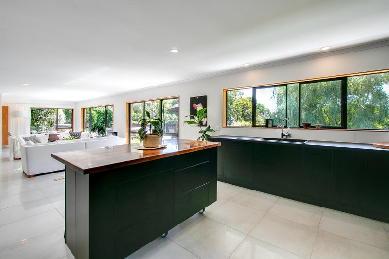 33 Cedar Road, Te Awanga, Te Awanga - Carousel 2