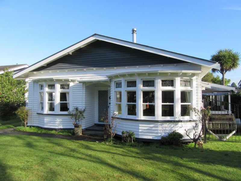 20 Haronga Road, Inner Kaiti, Gisborne - Carousel 1