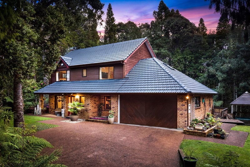 18 Kauri Loop Road, Oratia, Auckland - Carousel 2