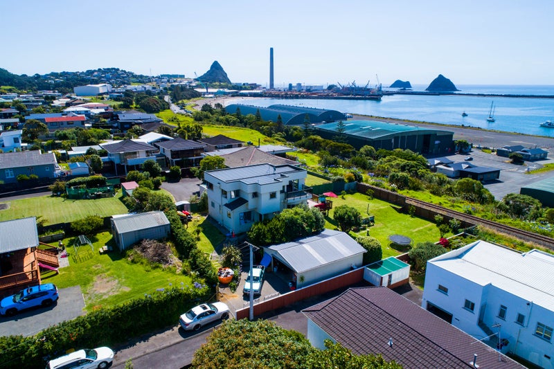 10A Whiteley Street, Moturoa, New Plymouth - Carousel 1