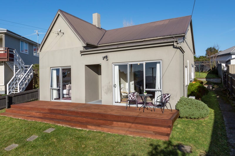 67 Earls Road, Saint Clair, Dunedin - Carousel 1