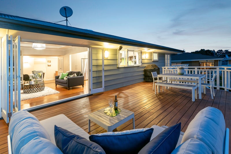 30 Litten Road, Cockle Bay, Auckland - Carousel 2