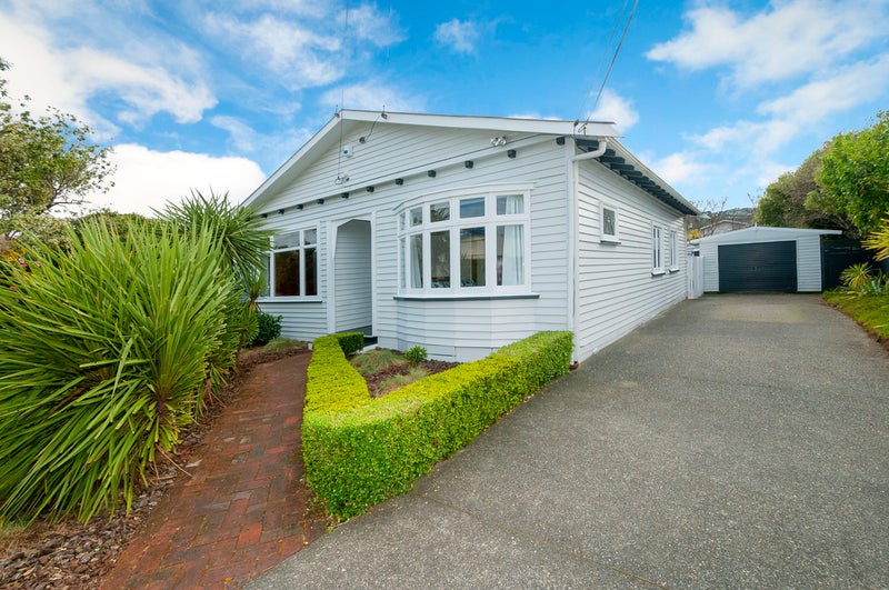 9 Montague Street, Alicetown, Lower Hutt - Carousel 1