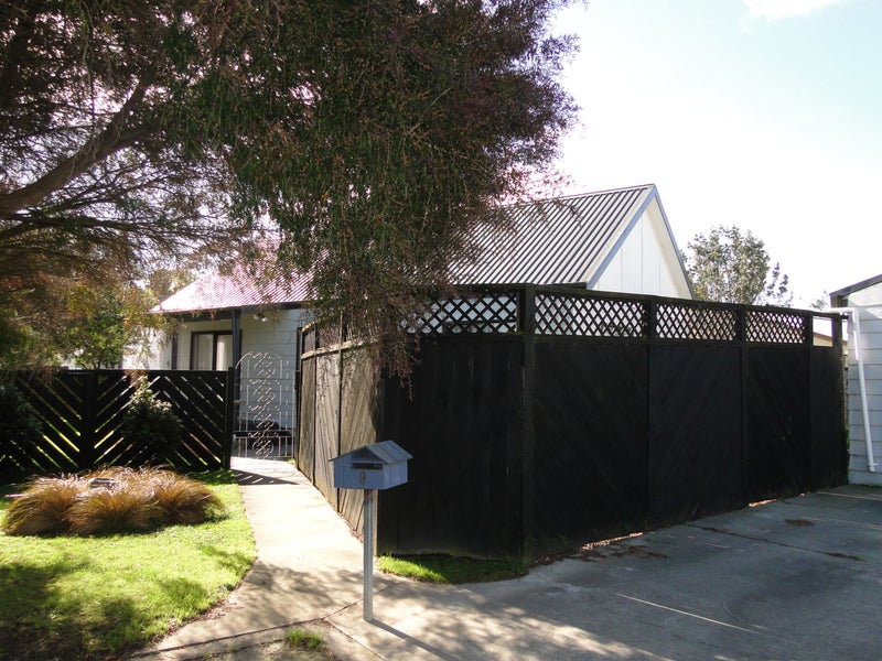 9 Tiller Close, Kelvin Grove, Palmerston North - Carousel 2