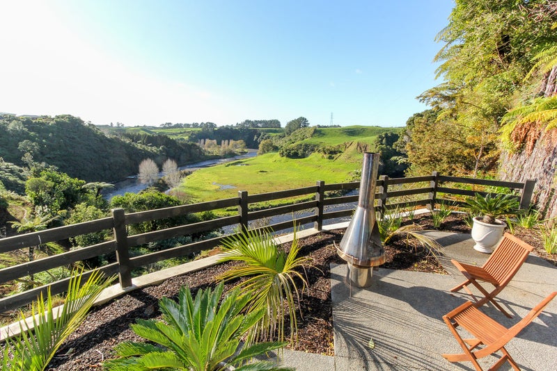 0 Mangorei Road, New Plymouth - Carousel 1