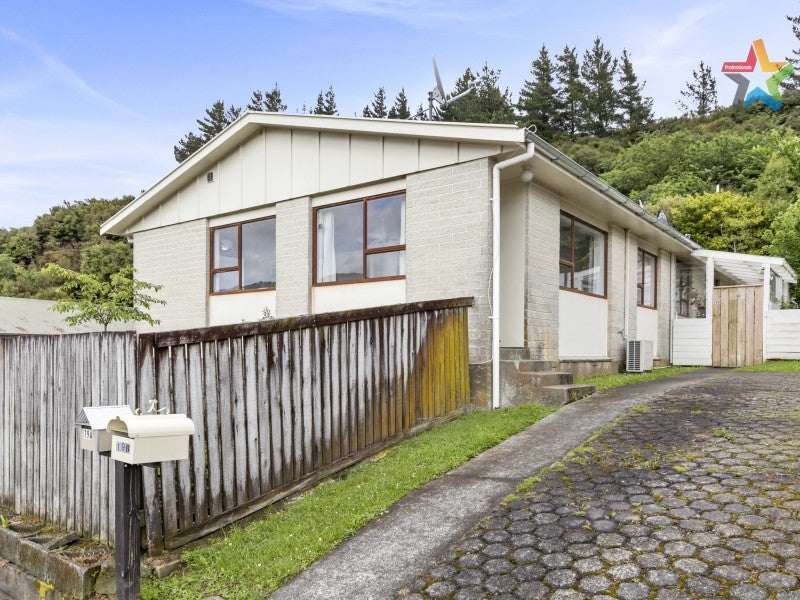19A Newburn Grove, Wainuiomata, Lower Hutt - Carousel 1