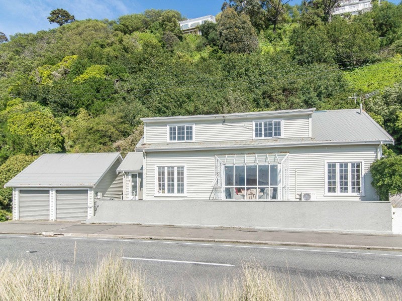 159 Marine Parade, Seatoun, Wellington - Carousel 1