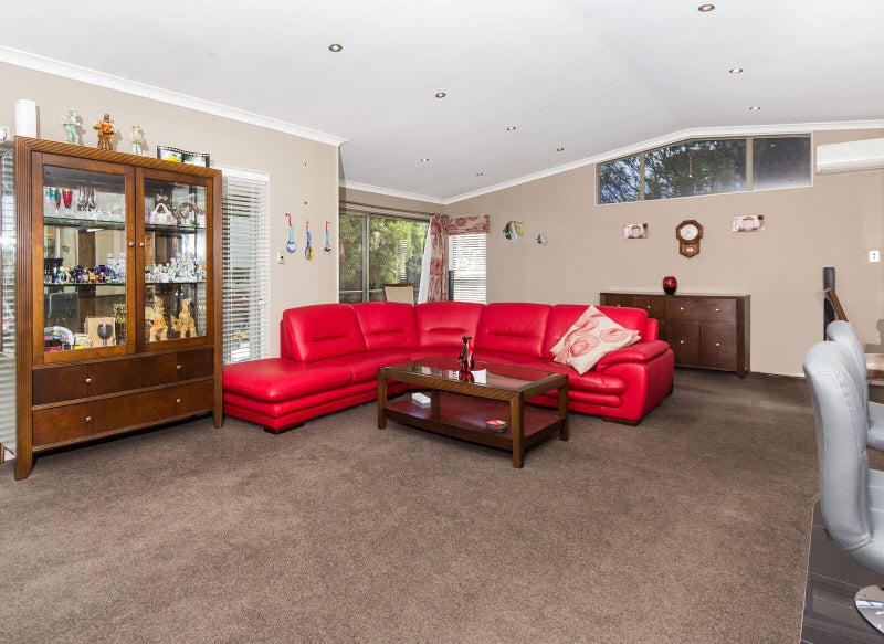 7 Fortyfoot Lane, Sunnyhills, Auckland - Carousel 1