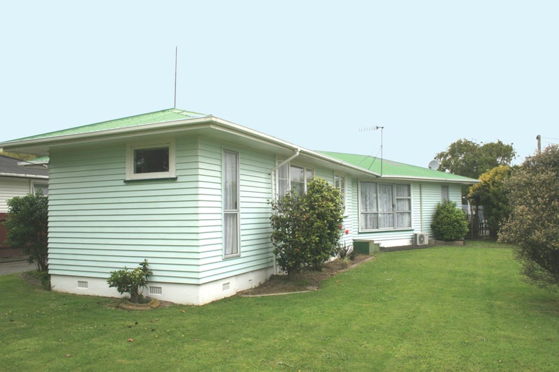 37 Peters Avenue, Cloverlea, Palmerston North - Carousel 13