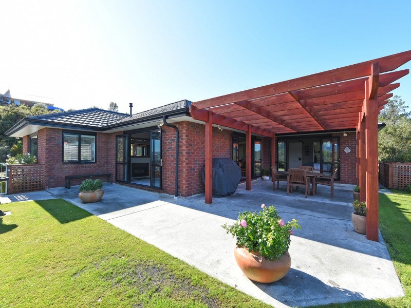 3 Streets Way, Timberlea, Upper Hutt - Carousel 1