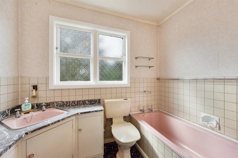 10 Kensington Place, Fairfield, Hamilton - Carousel 11