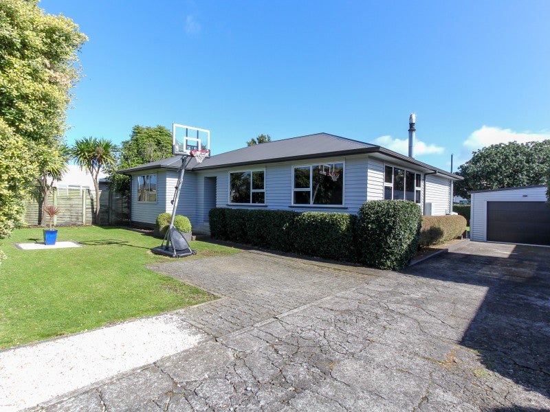 250 Coronation Avenue, Welbourn, New Plymouth - Carousel 2