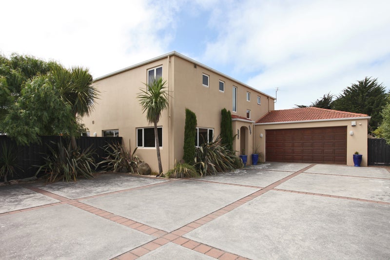7 Ballance Street, Waimairi Beach, Christchurch - Carousel 1