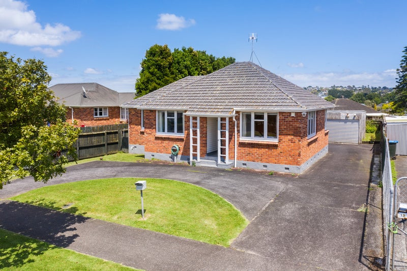 21 Heatherbank Street, Glen Innes, Auckland - Carousel 16