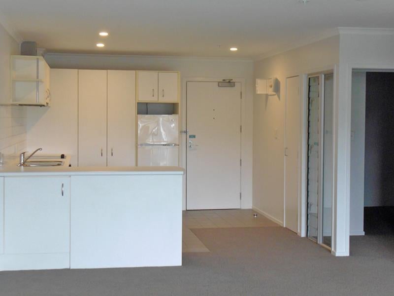 2P/83 New North Road, Eden Terrace, Auckland - Carousel 2