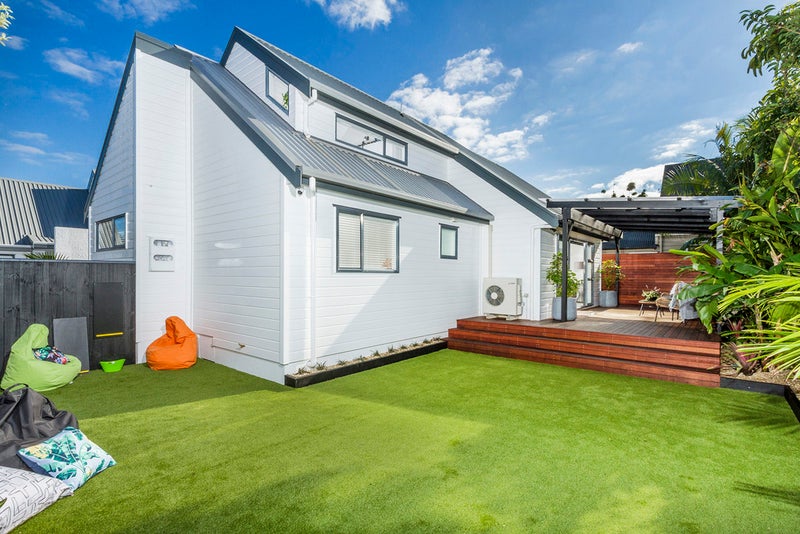5/10 Taiere Terrace, Onehunga, Auckland - Carousel 1