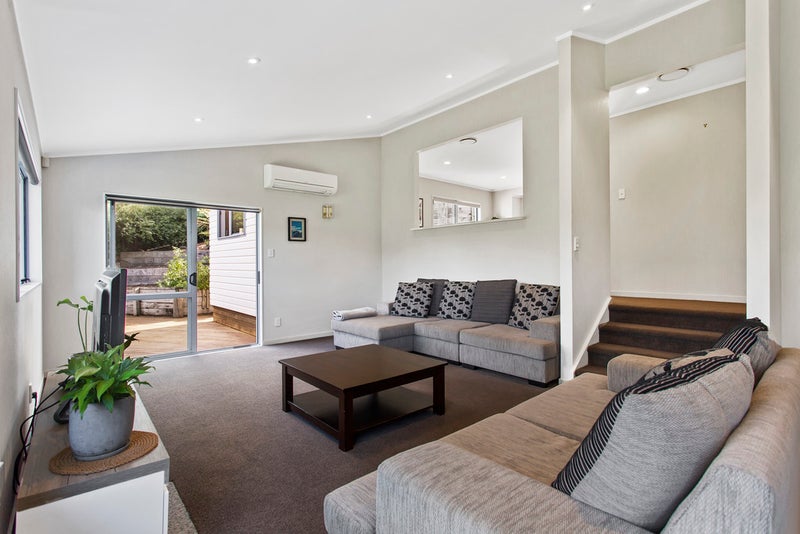 105 Waitakere Road, Waitakere, Auckland - Carousel 2