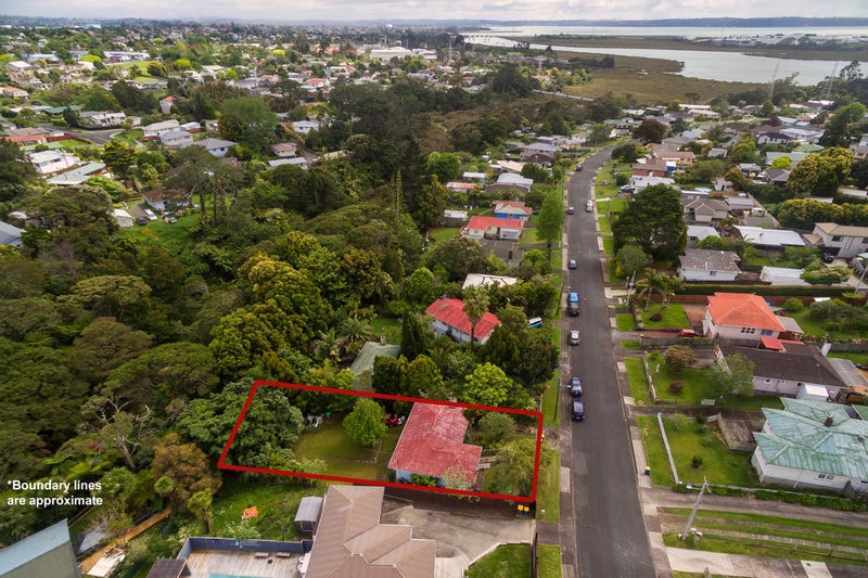 22 Glen Marine Parade, Glendene, Auckland - Carousel 2