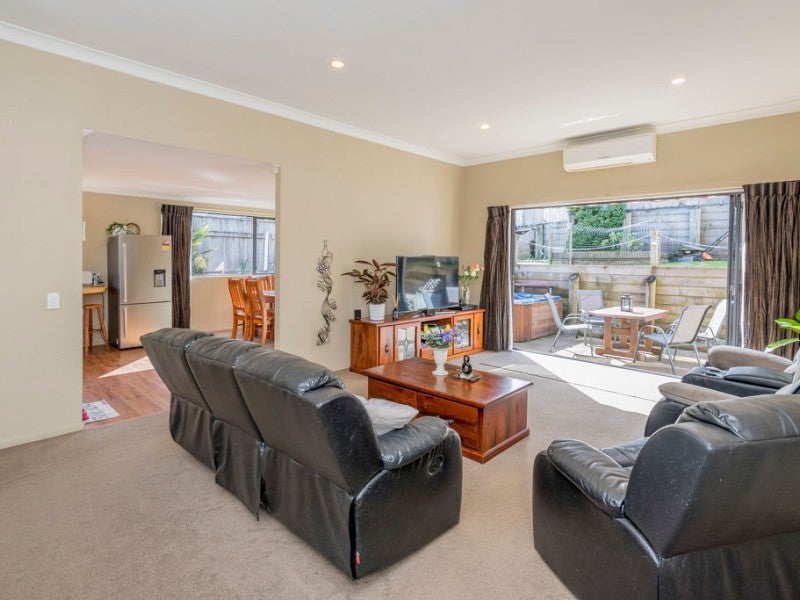22 Ashleigh Way, Waikanae Beach, Waikanae - Carousel 2