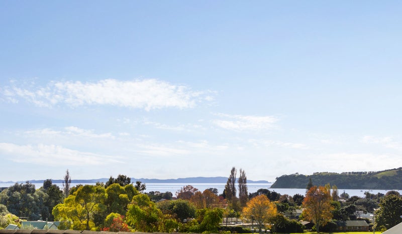 2/26 Kenneth Hopper Place, Manly, Whangaparaoa - Carousel 2