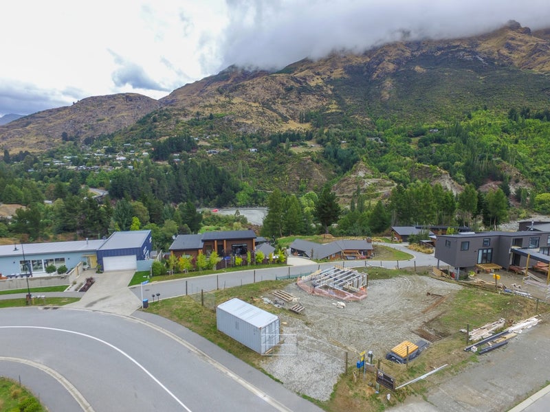 23 Morning Star Terrace, Arthurs Point, Queenstown - Carousel 2