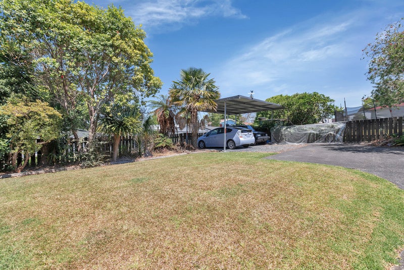 10 Montague Place, Onerahi, Whangarei - Carousel 24