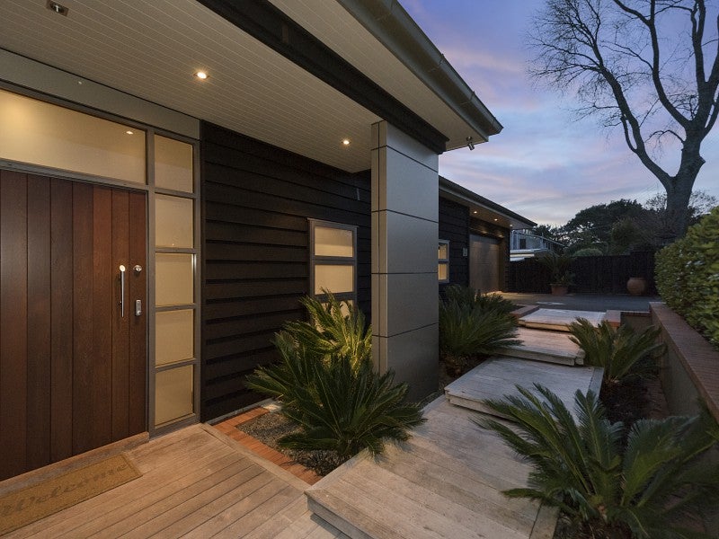 1049 River Road, Queenwood, Hamilton - Carousel 2