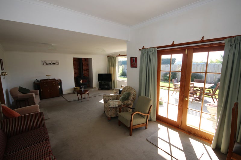 66 Carters Terrace, Tinwald, Ashburton - Carousel 2