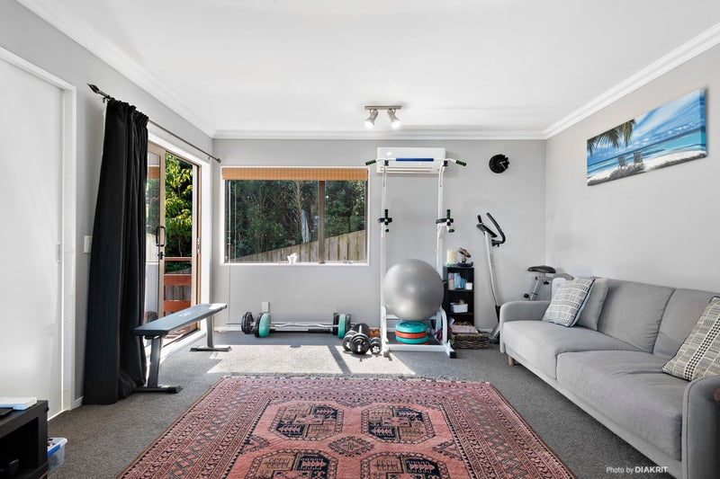 66B Volga Street, Island Bay, Wellington - Carousel 2