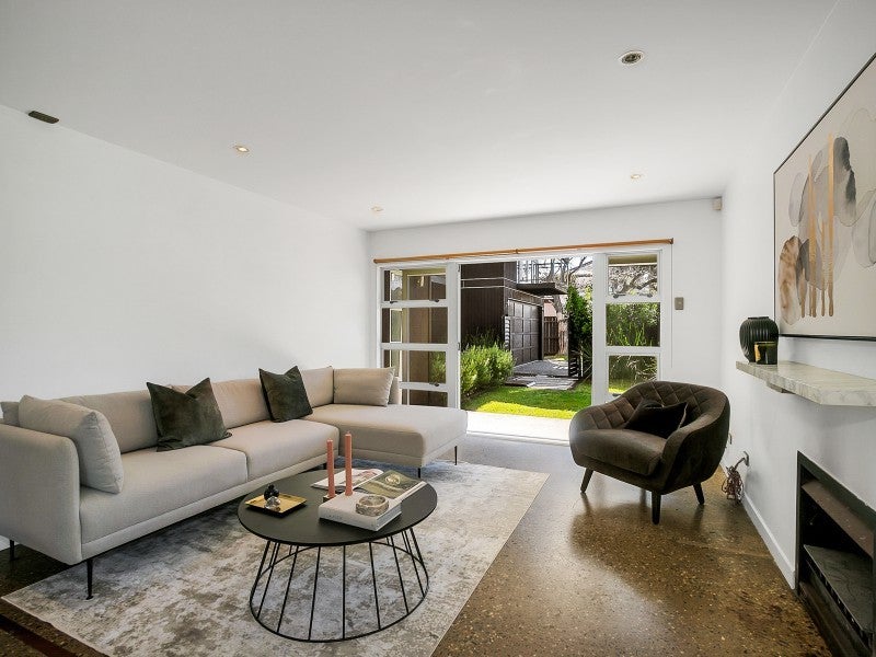79A Wainui Avenue, Point Chevalier, Auckland - Carousel 2