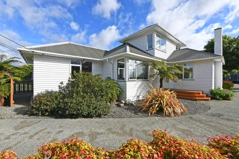 10 Redwood Street, Elderslea, Upper Hutt - Carousel 2