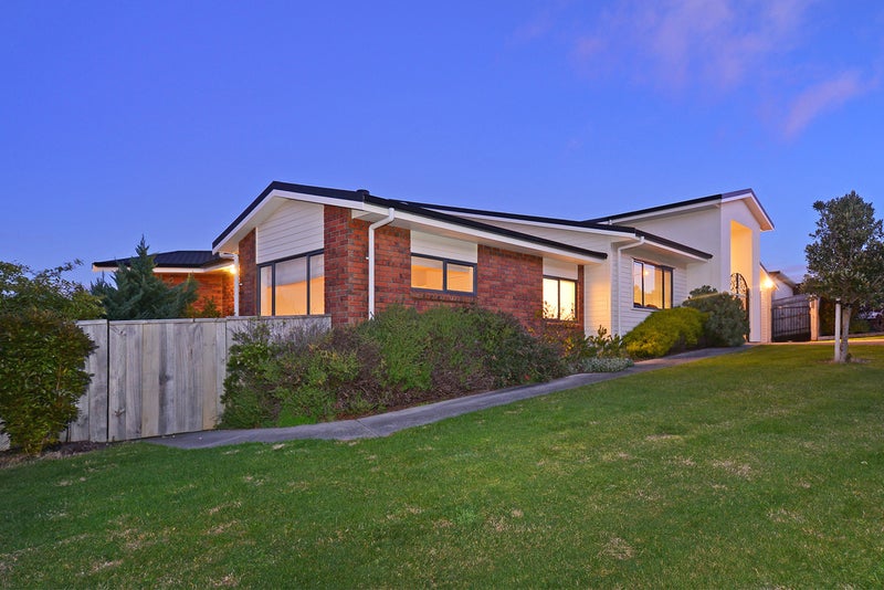 25 Riverstone Drive, Riverstone Terraces, Upper Hutt - Carousel 16