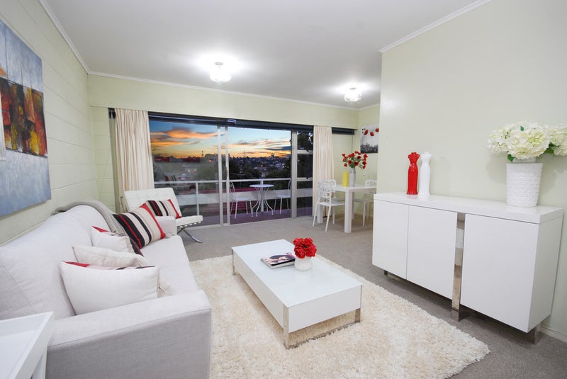 3/72 Cockayne Crescent, Sunnynook, Auckland - Carousel 2