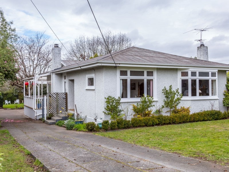 10 King Edward Street, Lansdowne, Masterton - Carousel 2